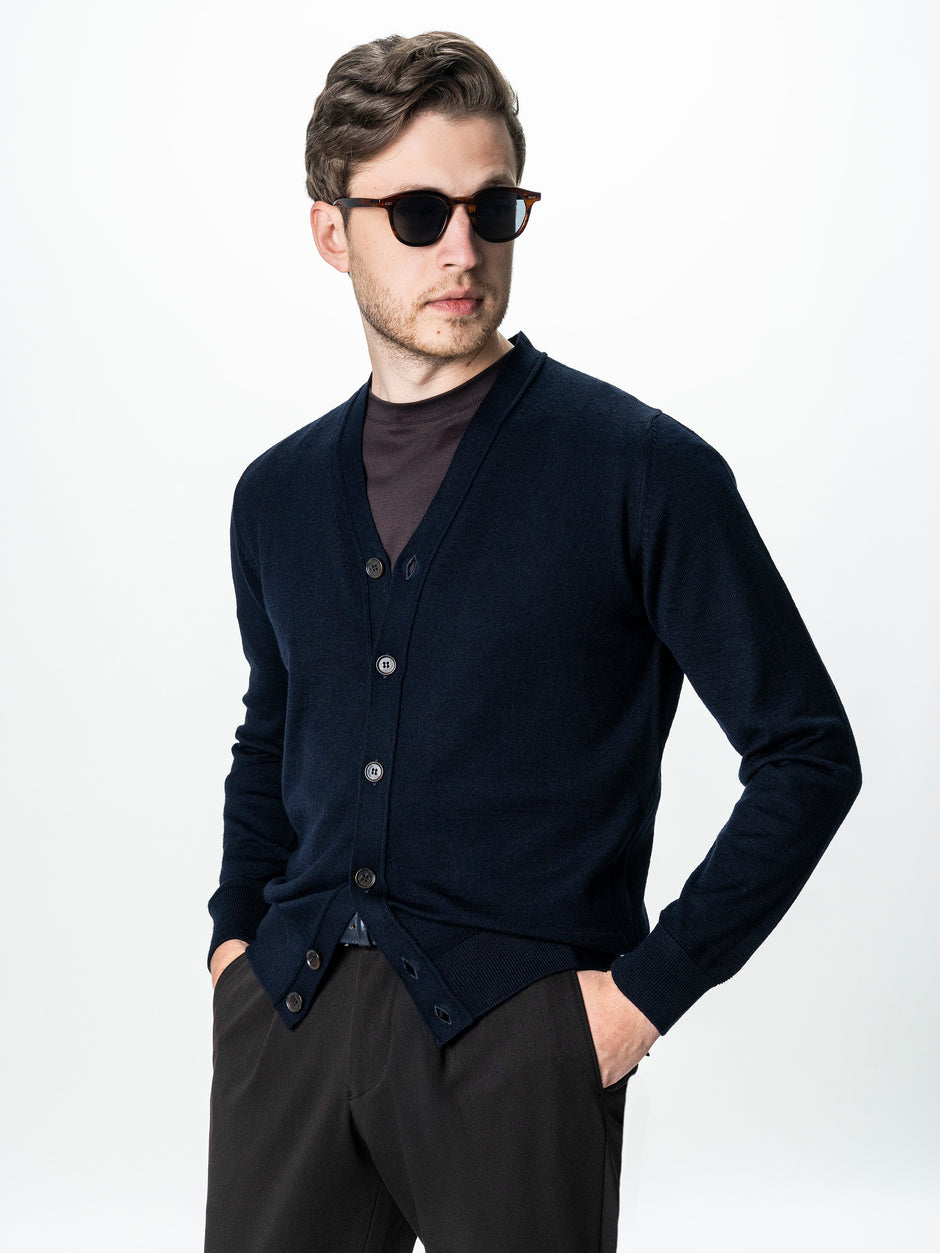 Pulover Bleumarin Barbati Cu Nasturi Tip Cardigan BMan0038 (1)