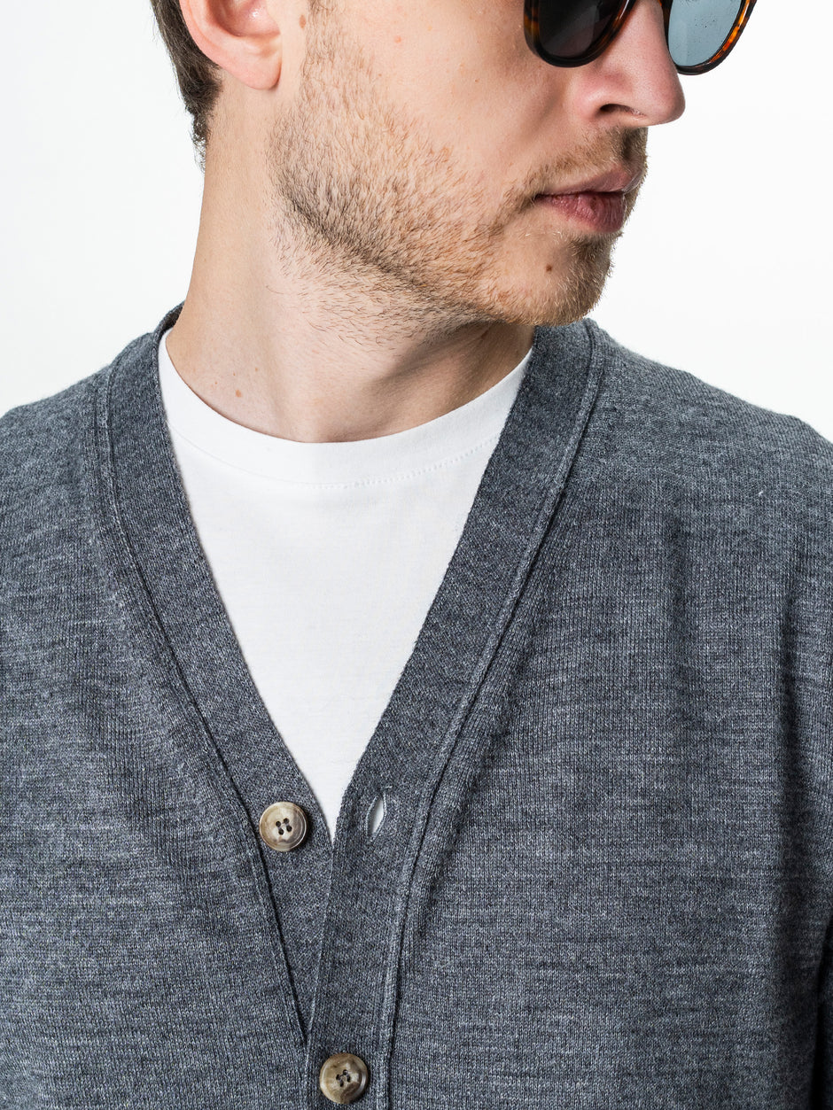 Pulover Gri Barbati Cu Nasturi Tip Cardigan BMan0038 (9)