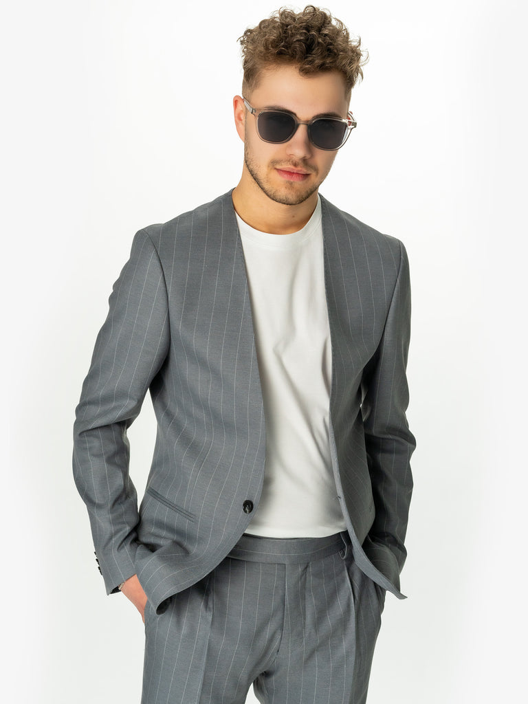 REDUCERI COSTUME - BMan.ro