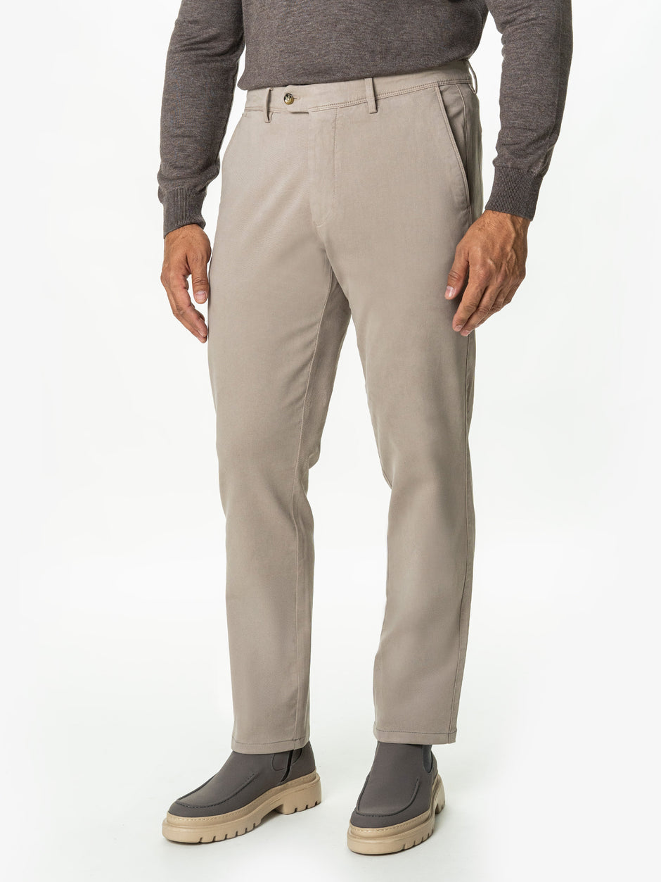 Pantaloni Chino Barbati Crem Inchis Bumbac Cu Tencel BMan0130 (4)