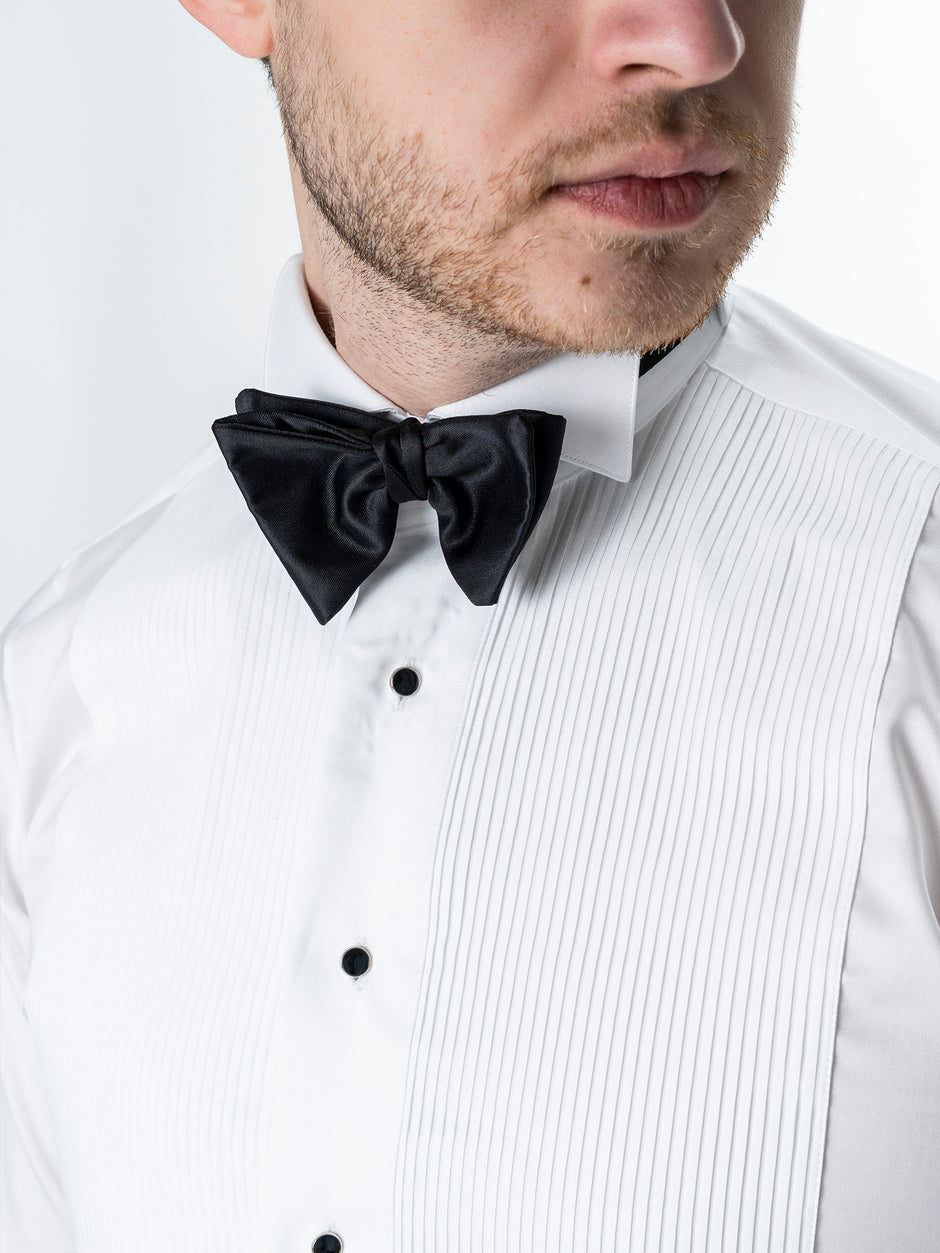 Camasa Alba Mire Barbati De Ceremonie Cu Plastron BMan0080 (3)