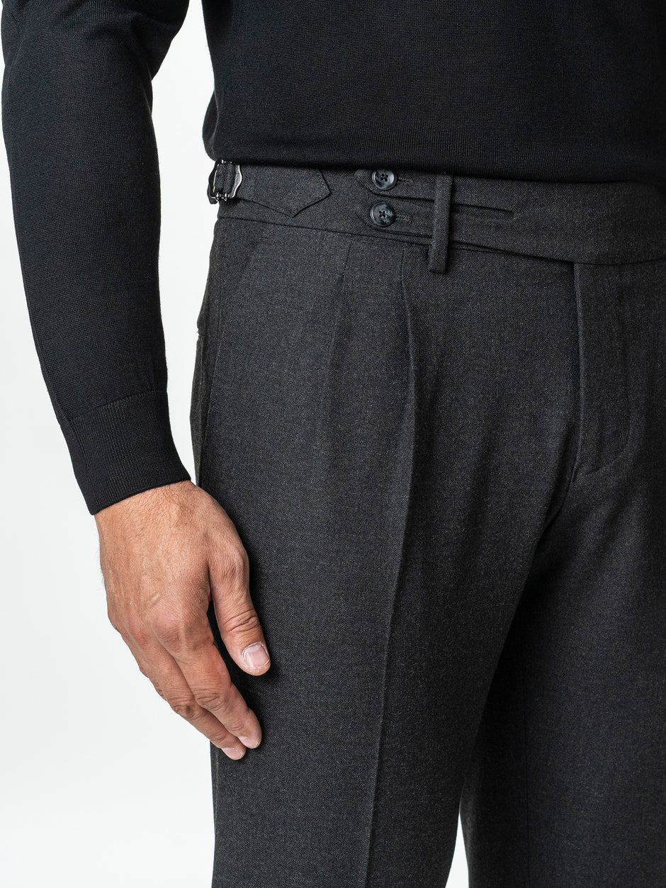 Pantaloni Cu Pense Barbati Gri Inchis Gurkha Toamna BMan702 (3)