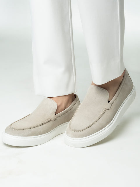 Mocasini Smart Casual Barbati Crem Din Piele Intoarsa BMan223