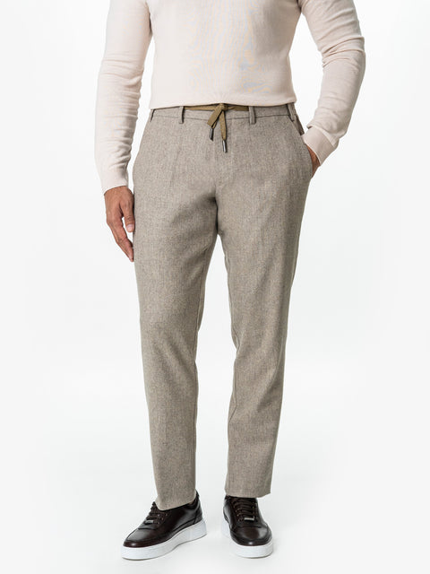 Pantaloni Barbati Cappuccino Din Lana Cu Sistem Dublu De Inchidere BMan0015
